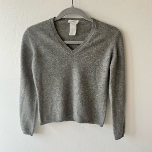 Barney’s New York Gray Cashmere V Neck Sweater